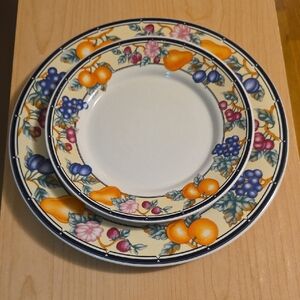 Oneida The Select Collection Orchard Dinnerware Plate Lot Of 2